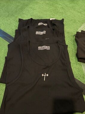 3 Mens Ribbed  Tank Tops by Holstrength
